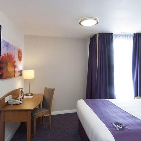 Premier Inn Glasgow City Centre South ภายนอก รูปภาพ