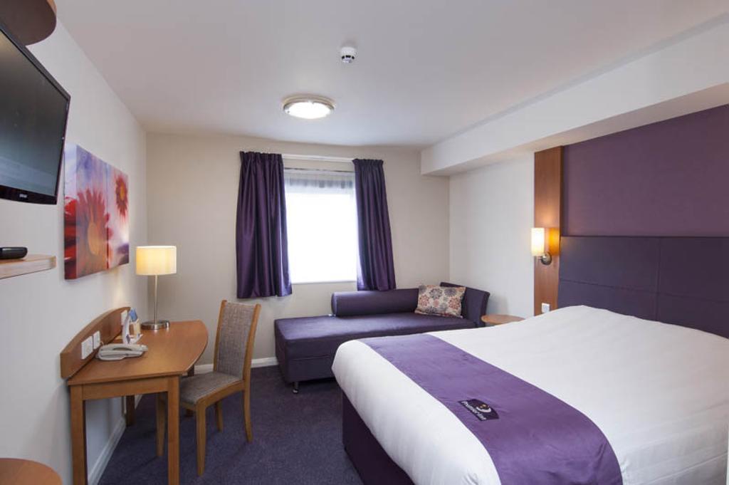 Premier Inn Glasgow City Centre South ภายนอก รูปภาพ